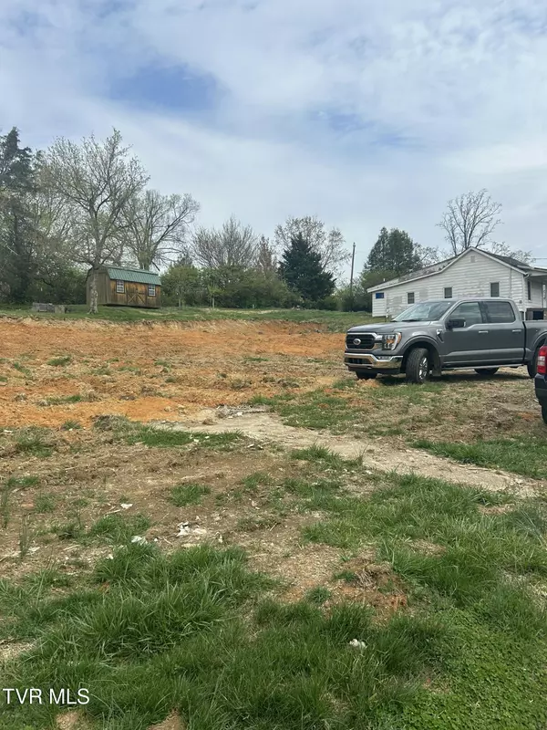 Greeneville, TN 37745,315 Bernard AVE