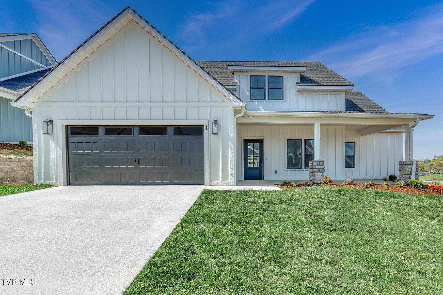74 Slonaker CIR, Jonesborough, TN 37659