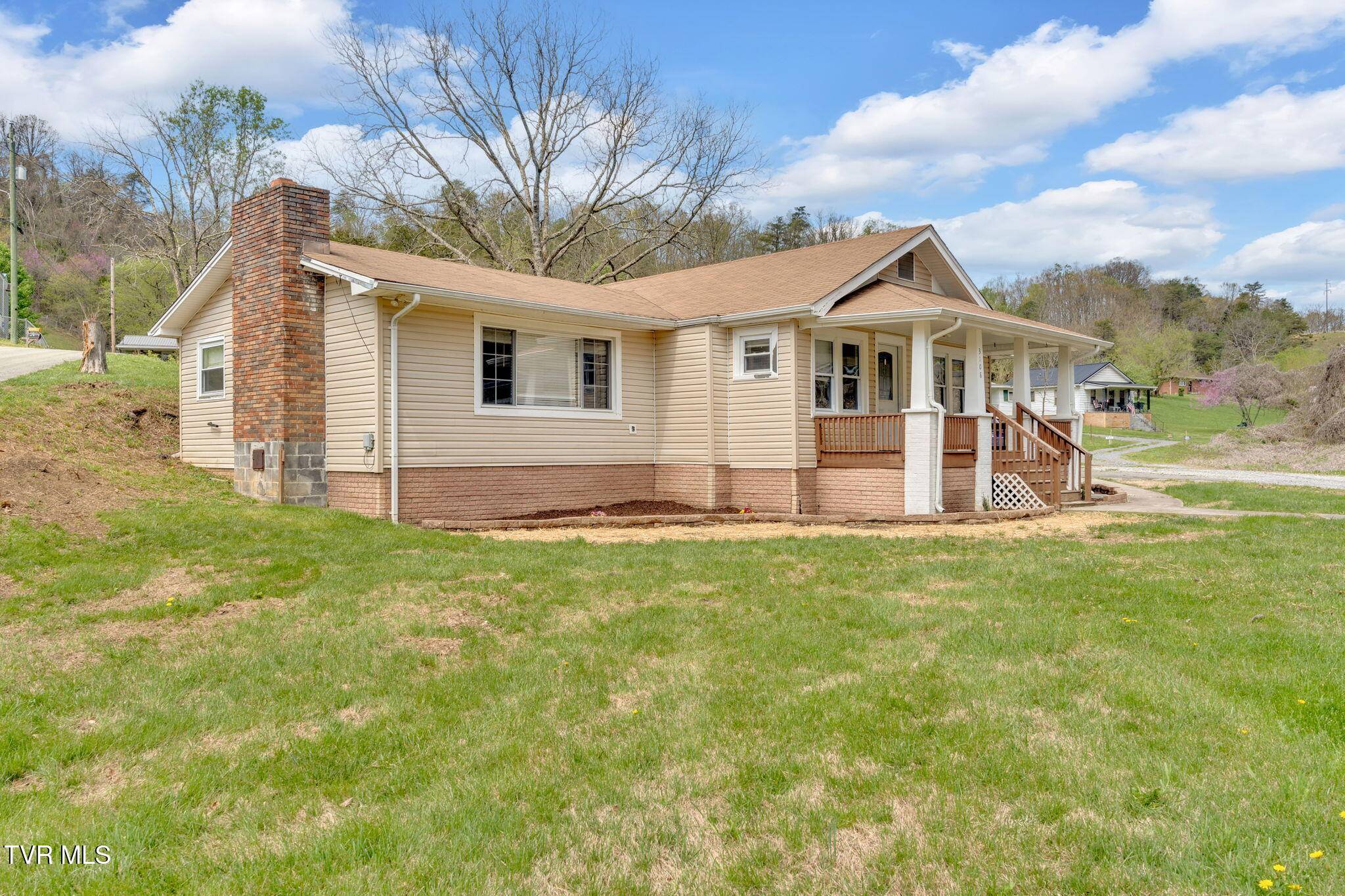 Kingsport, TN 37660,3108 Long Hollow RD