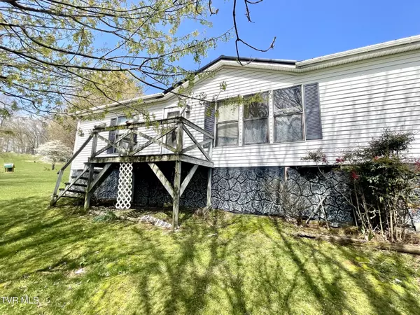 Nickelsville, VA 24271,446 Bethel RD