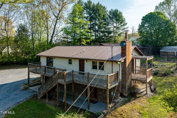 Jonesborough, TN 37659,131 Leedy LN