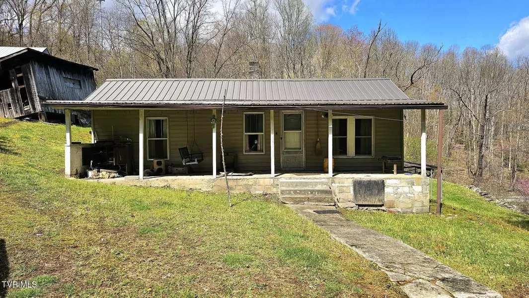 4183 Stone Mountain RD, Coeburn, VA 24230