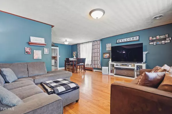 Norton, VA 24273,1124 Virginia AVE