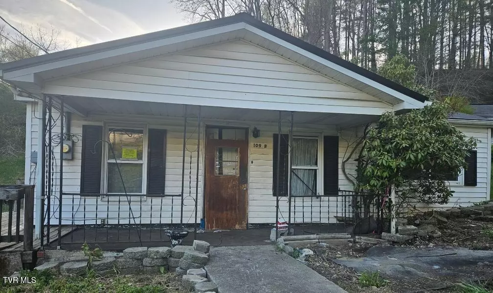 109 Chestnut AVE, Coeburn, VA 24230