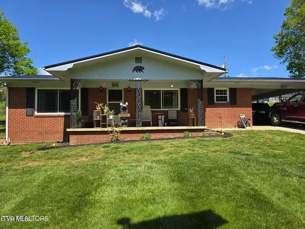 2885 Dry Valley RD, Thorn Hill, TN 37881