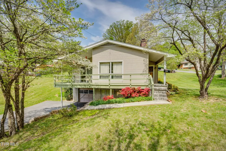 750 Mcchesney DR, Bristol, VA 24201