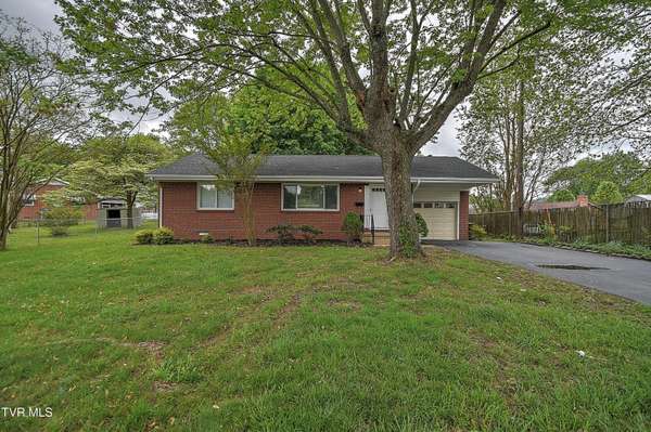 Kingsport, TN 37660,1313 Putnam ST