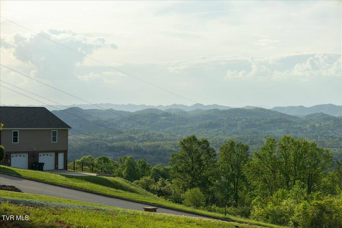 Kingsport, TN 37664,4929 Eagle Pointe DR