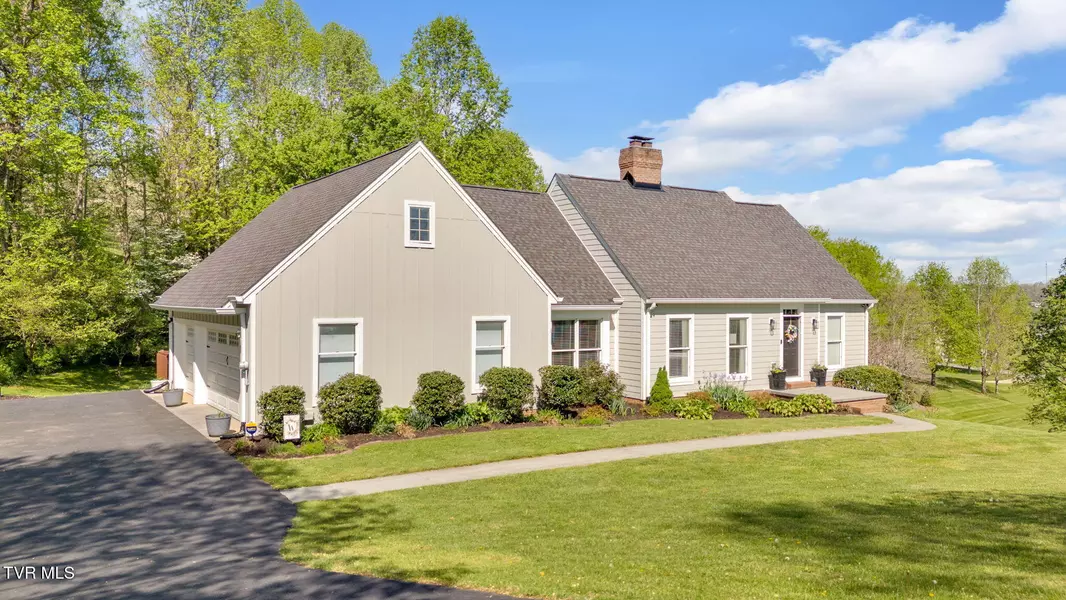 804 Quail Ridge CT, Elizabethton, TN 37643