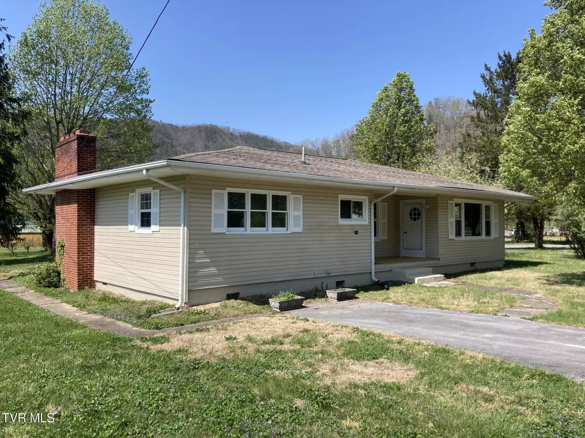 Hampton, TN 37658,124 Cates Corner RD