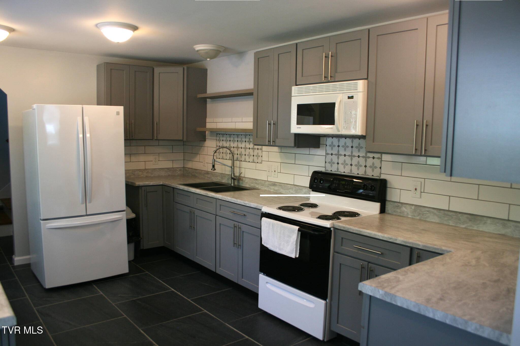 Erwin, TN 37650,530 South AVE