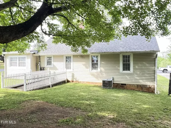 Newport, TN 37821,227 Mineral ST