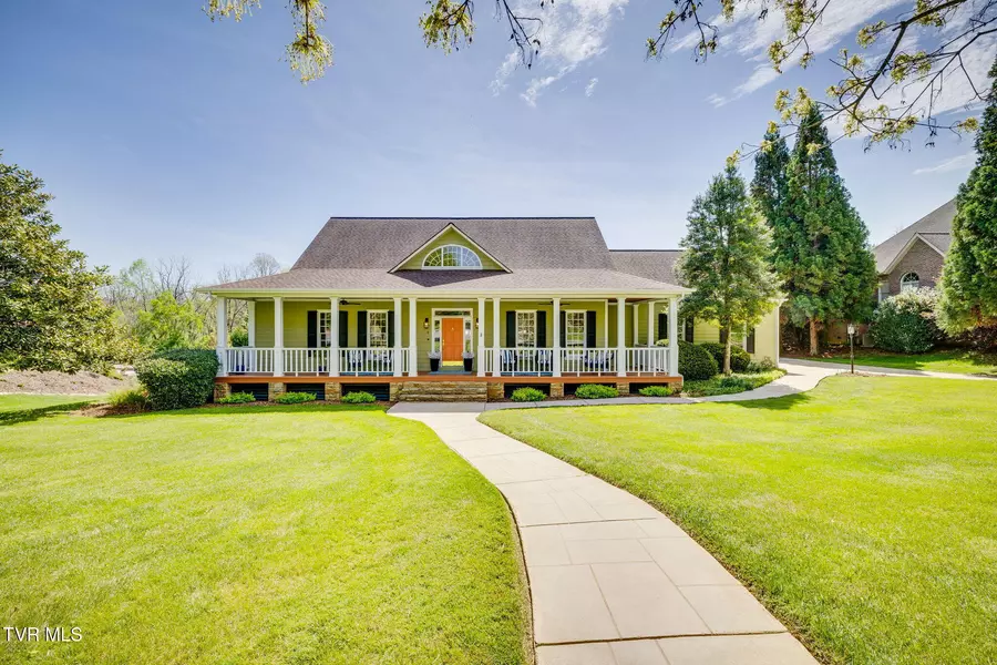 4 Cox Farm CT, Johnson City, TN 37601