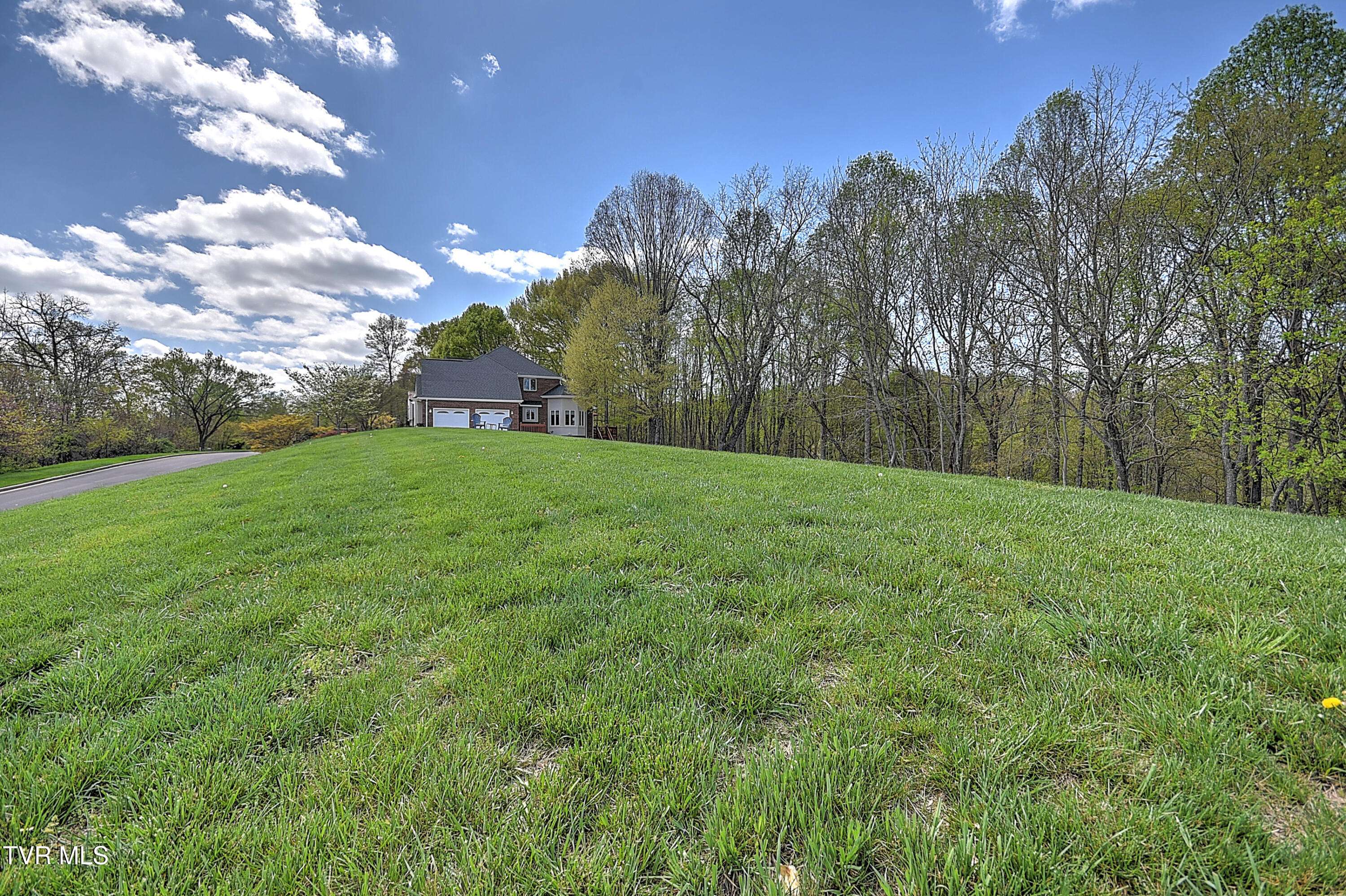 Johnson City, TN 37615,106r Ridgetop DR