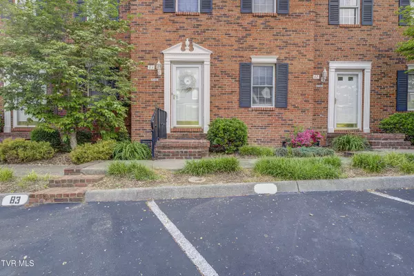 400 Sunset DR #P83, Johnson City, TN 37604