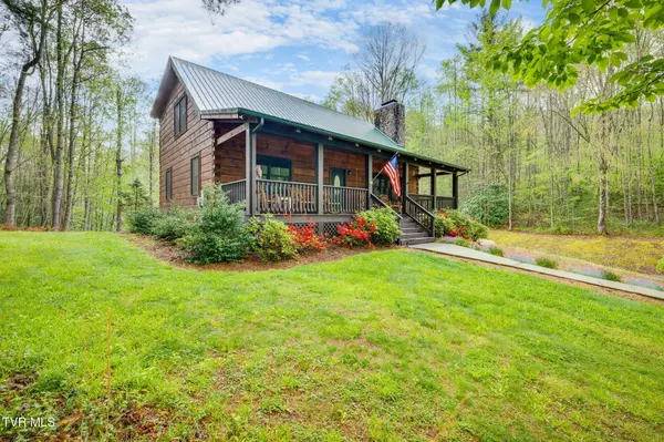 Butler, TN 37640,215 Myrtle DR