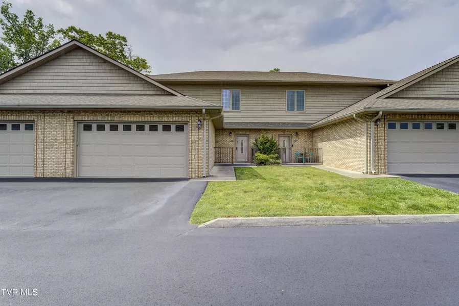 575 Boring Chapel RD #31, Johnson City, TN 37615