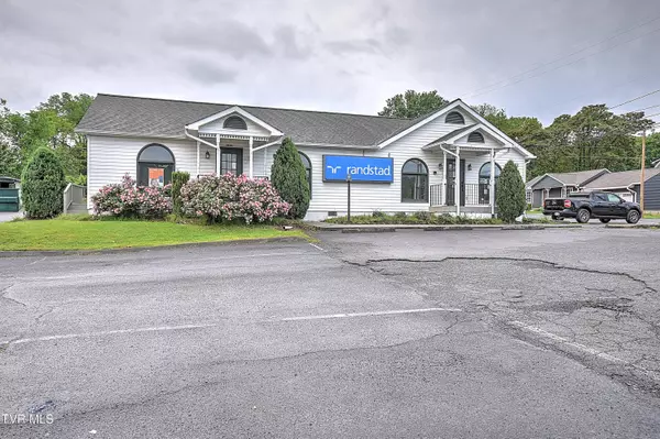 2920 Dorothy Street And 207 W. Oakl ST, Johnson City, TN 37604