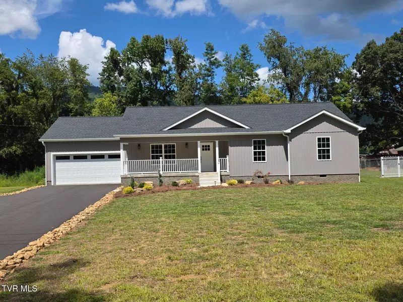 112 Holston View DR, Elizabethton, TN 37643