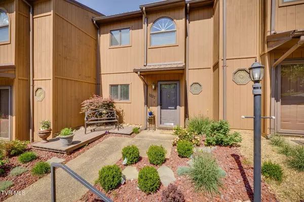 Greeneville, TN 37745,1127 Timbers East #.