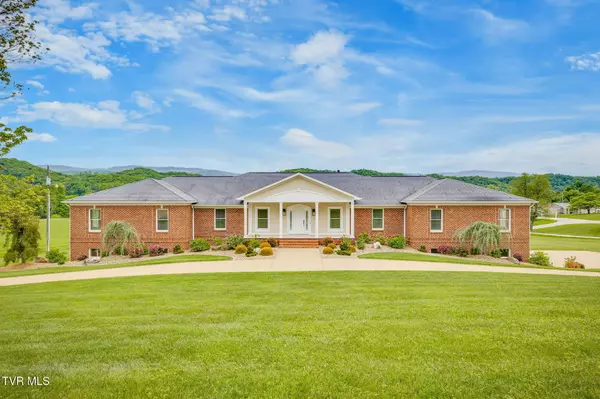 Abingdon, VA 24211,20484 Lake RD