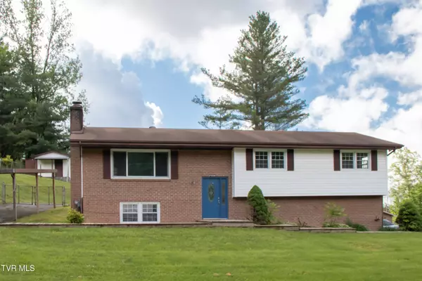 7324 White Pine CIR, Bristol, VA 24202