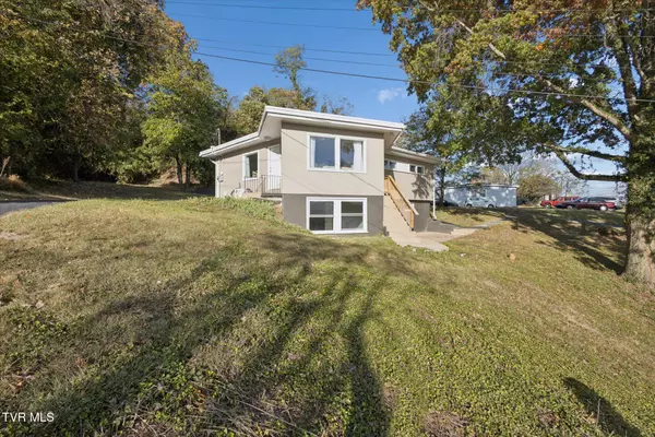 Bristol, TN 37620,310 Knob Hill DR