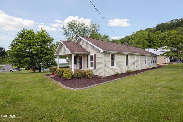 Kingsport, TN 37664,1700 Ridgeway DR