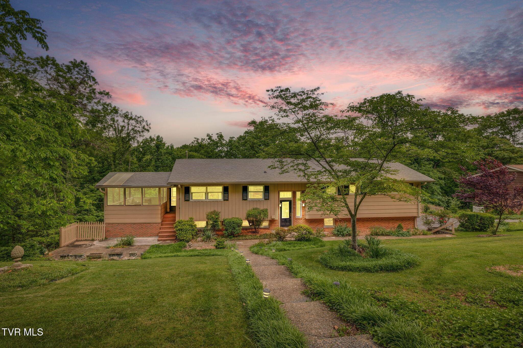 4534 Brookridge DR, Kingsport, TN 37664