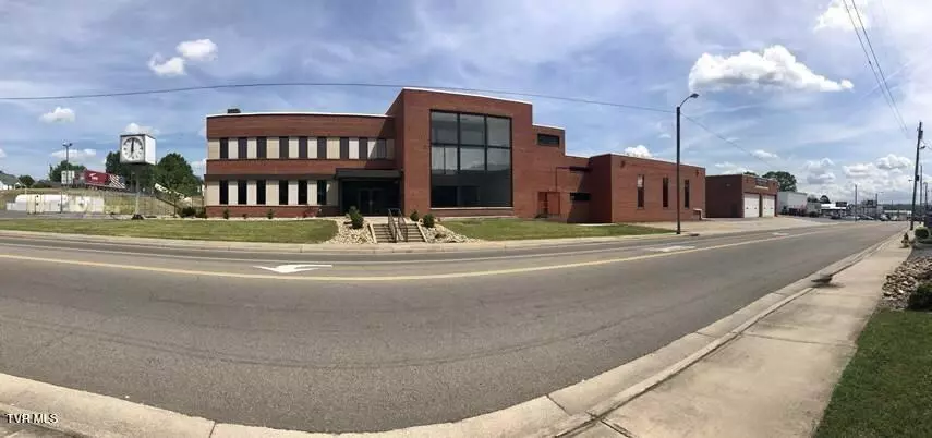 1913 State ST, Bristol, VA 24201