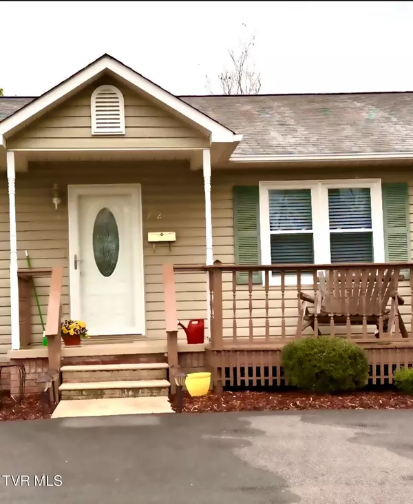 Elizabethton, TN 37643,702 Hickory ST #702