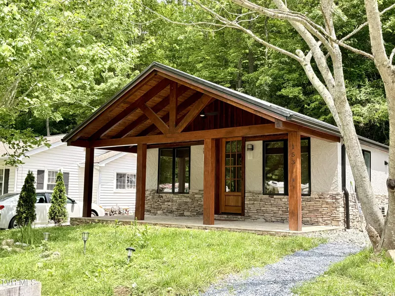 153 Hampton Creek RD, Roan Mountain, TN 37687