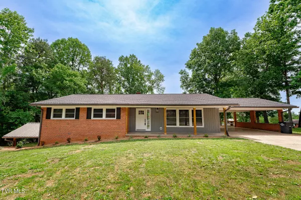1236 Nassau DR, Kingsport, TN 37660