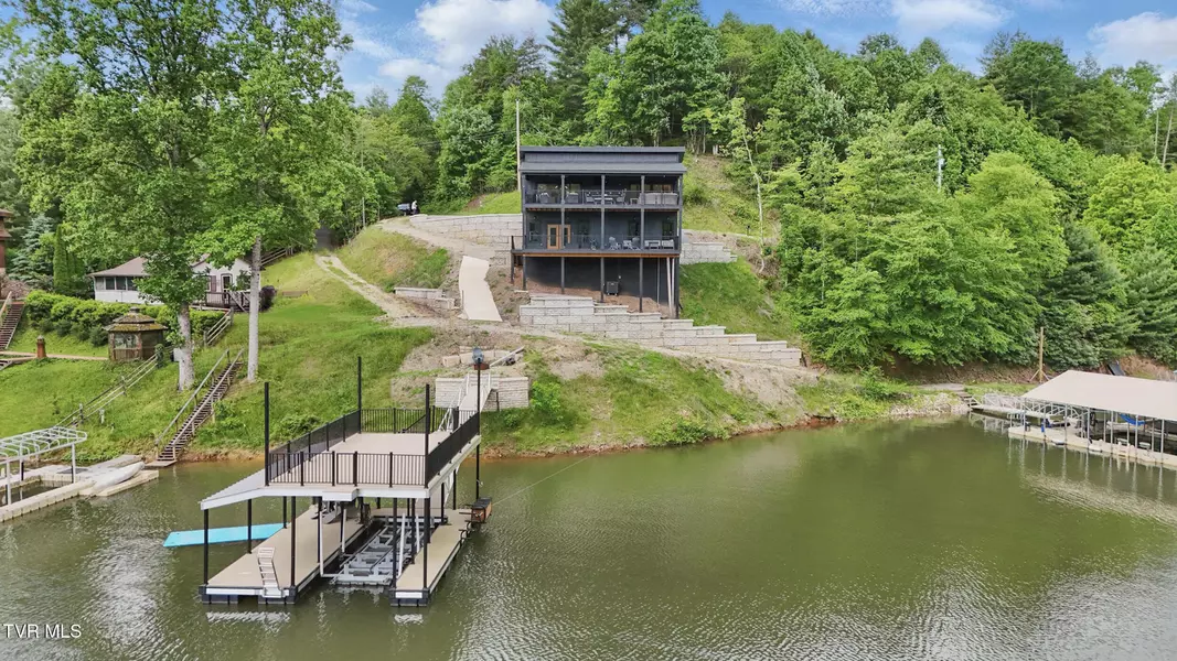 273 Campbell RD, Butler, TN 37640