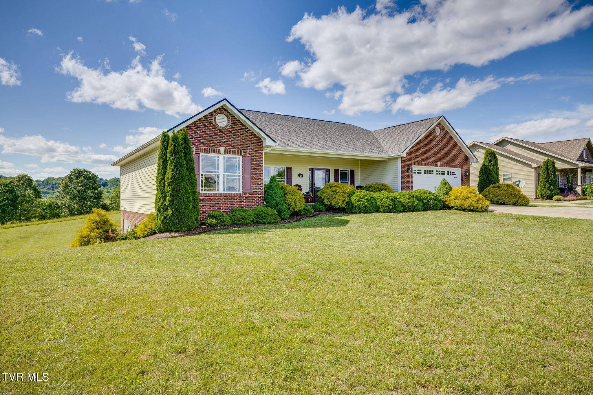 Jonesborough, TN 37659,240 D Ward RD