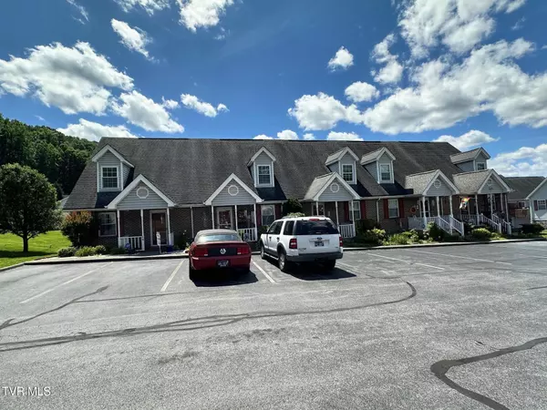 Blountville, TN 37617,210 Spring Street #C3