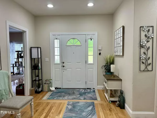 Johnson City, TN 37604,59 Whisper BND #0