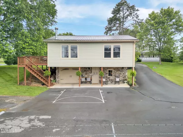 Blountville, TN 37617,1564 Highway 394