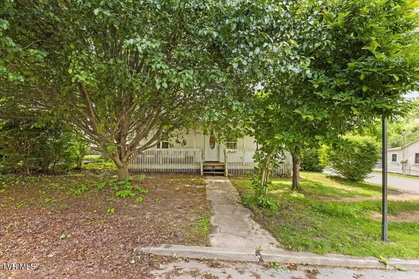 Johnson City, TN 37601,1200 Grover ST