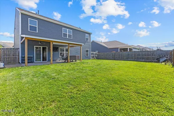 Piney Flats, TN 37686,1130 Raccoon LN