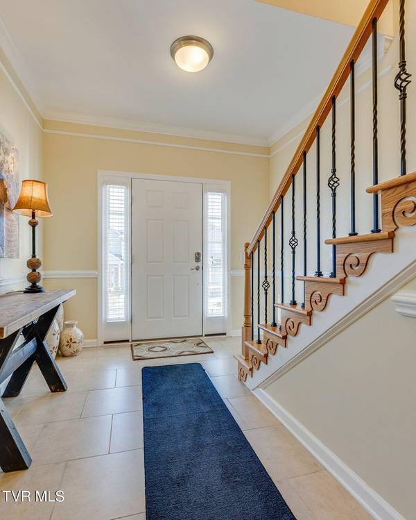 Blountville, TN 37617,200 Deck Lane #803