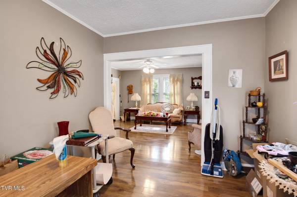 Elizabethton, TN 37643,311 Roan ST