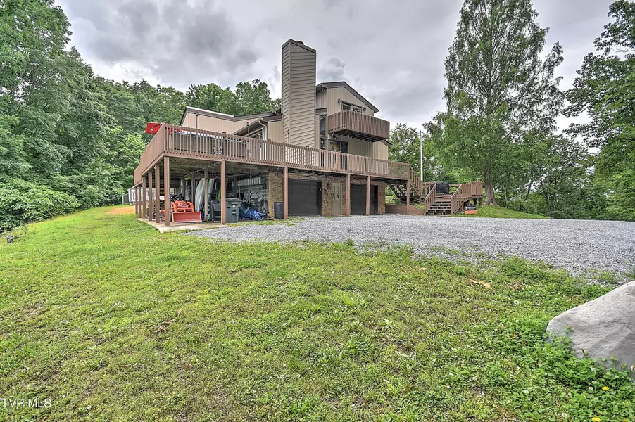 669 Big Hollow RD, Blountville, TN 37617