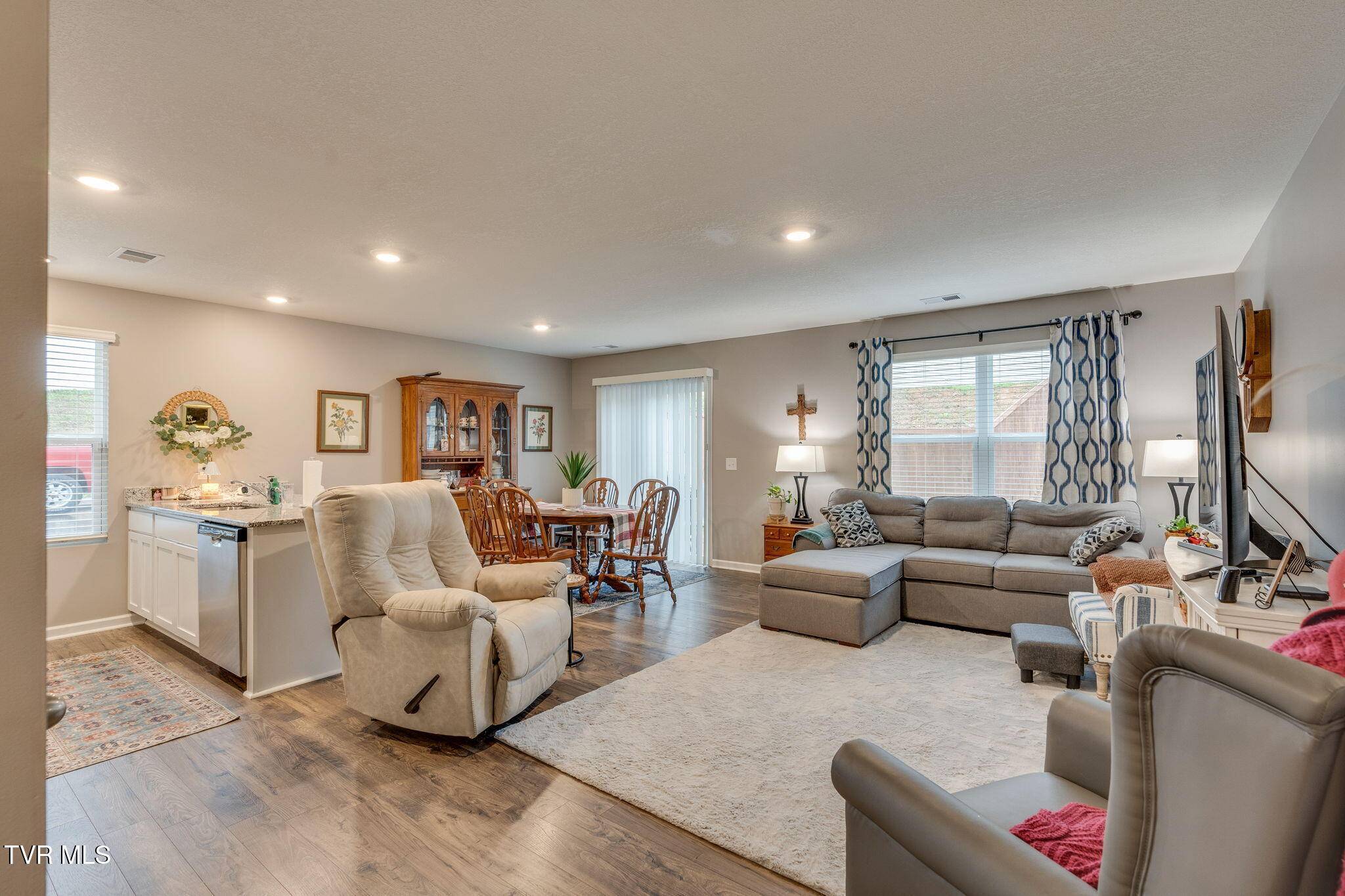 Kingsport, TN 37663,969 Lola LN