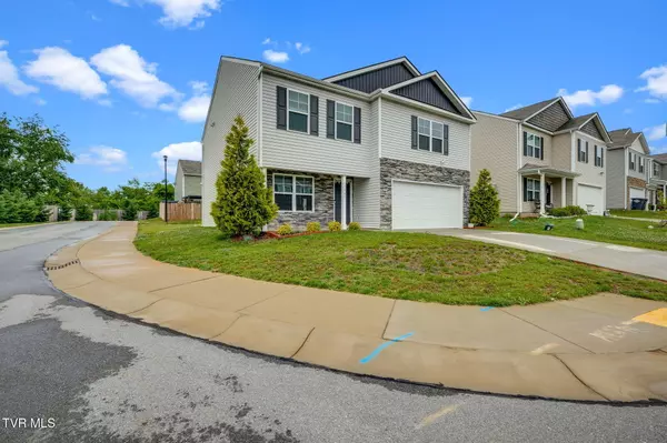 Kingsport, TN 37660,1104 Tay STA