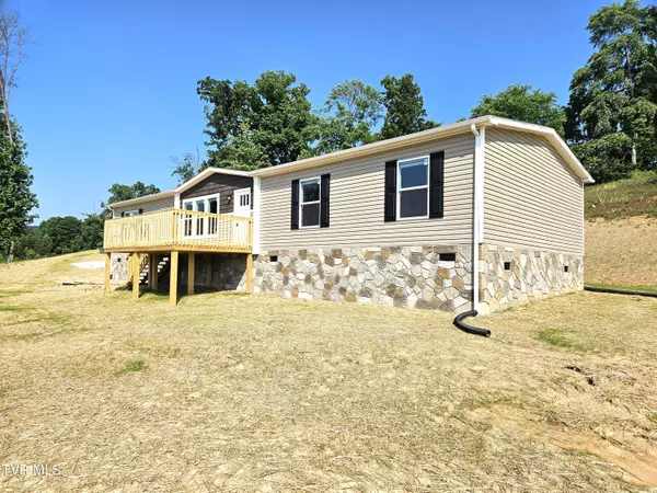 368 Oak Grove RD, Rogersville, TN 37857