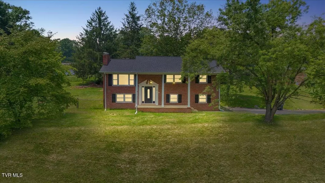 4840 Frontier DR, Kingsport, TN 37664