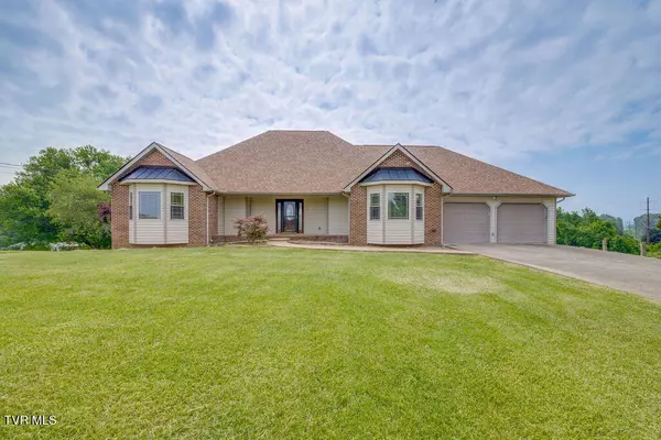 229 Ridgecrest Rd, Jonesborough, TN 37659