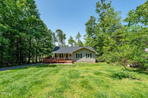 Mountain City, TN 37683,699 Hemlock ST