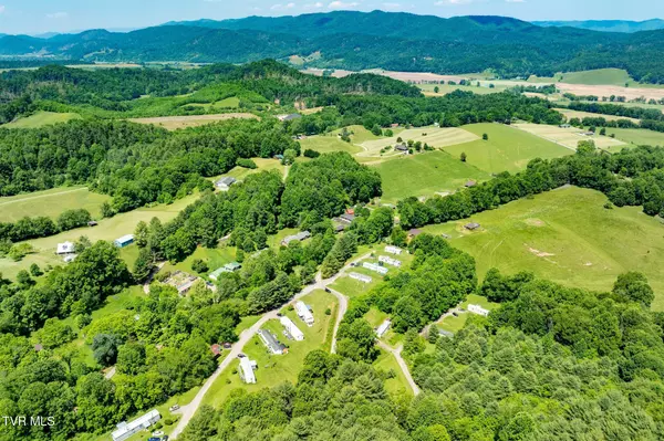 Mountain City, TN 37683,2155 Lumpkin Branch RD